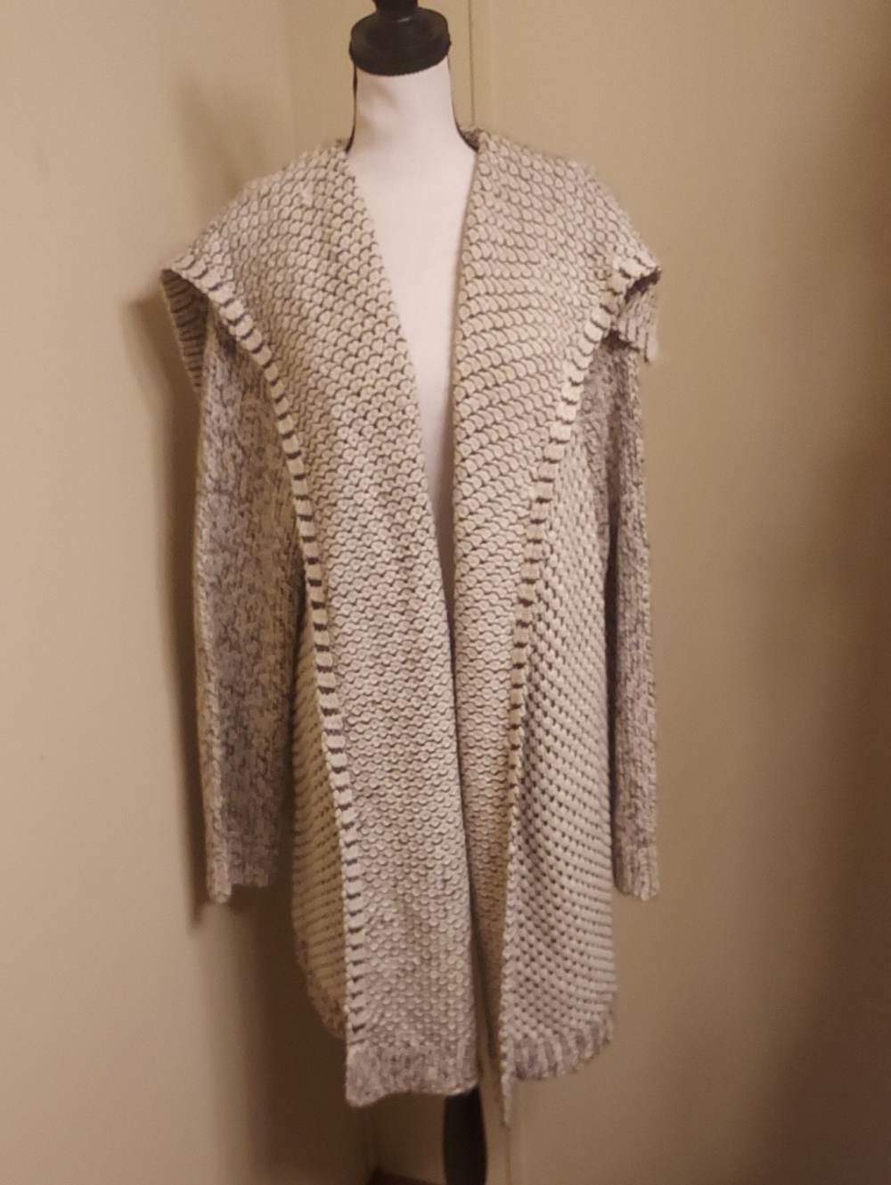Denim 24/7 Cream Chunky Knit Women's Cardigan